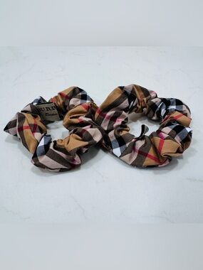 Beautiful!!  Luxe Set of Scrunchie’s!!
